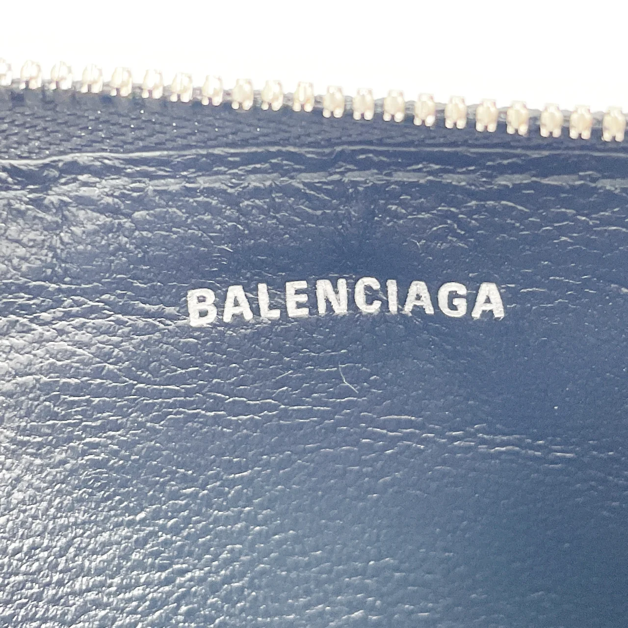 BALENCIAGA CARD CASE view 9