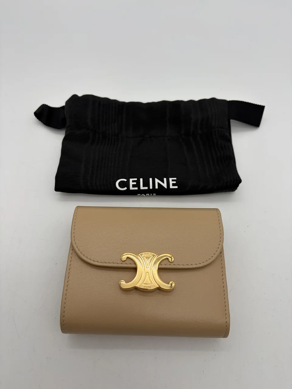 CELINE TRIOMPHE WALLET (BEIGE)