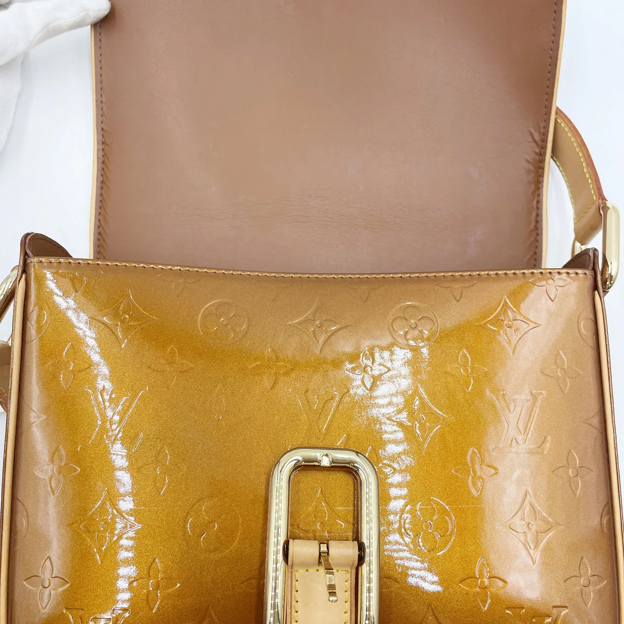 LV VERNIS CHRISTIE GM view 5