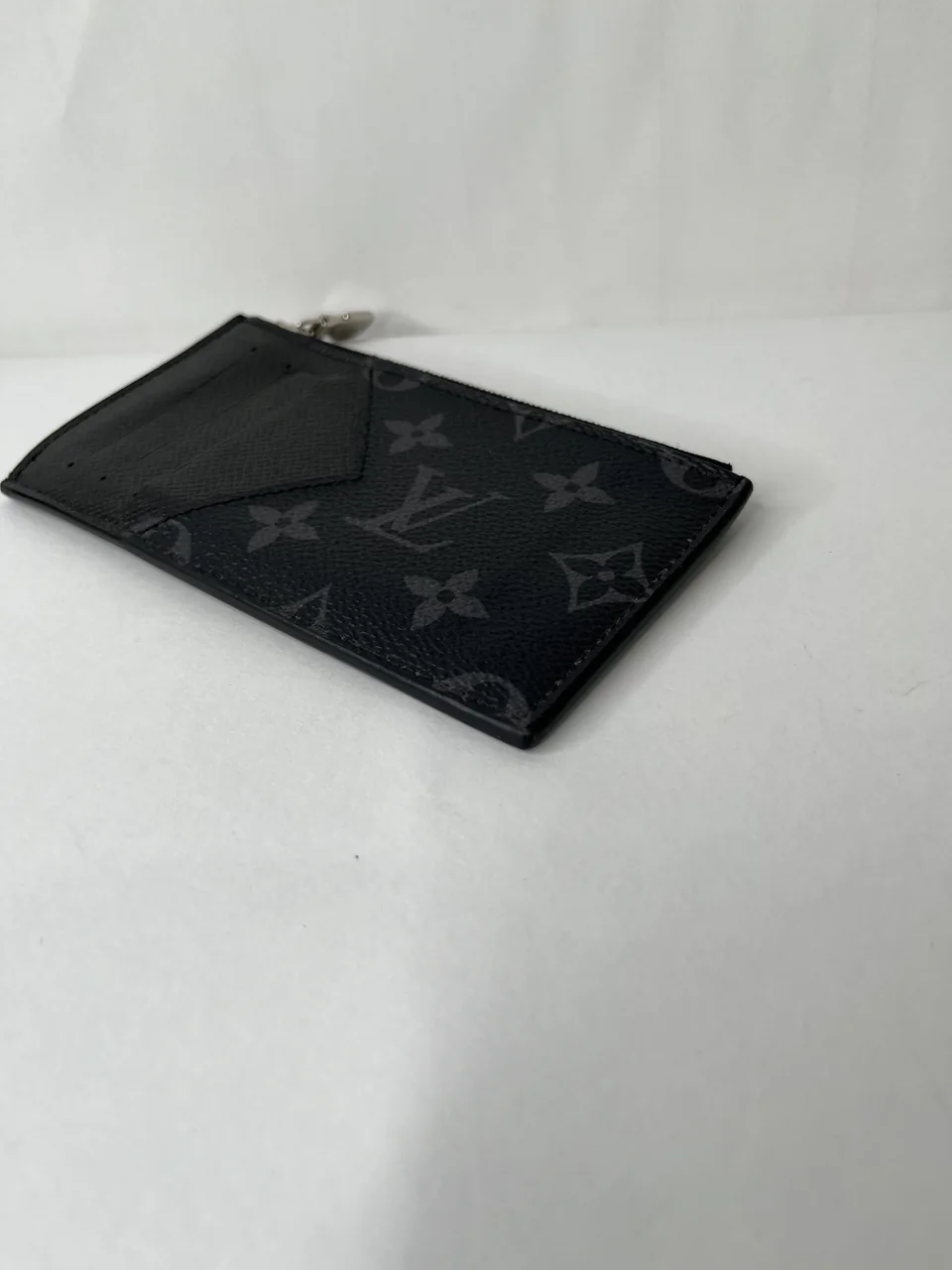 LV TAIGARAMA COIN CARD HOLDER view 3