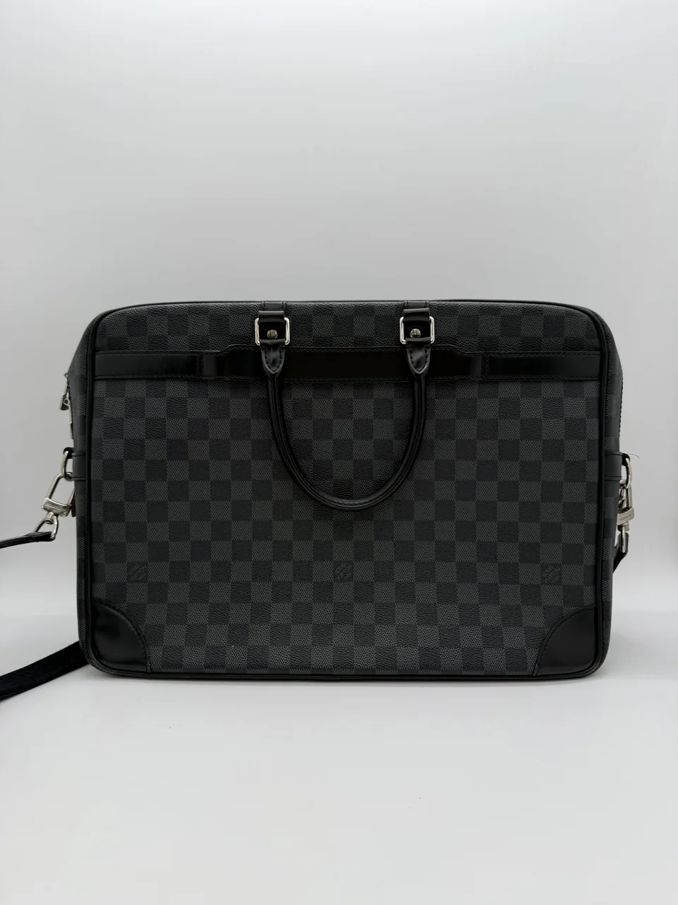 LV DAMIER GRAPHITE PORTE DOCUMENT VOYAGER hover