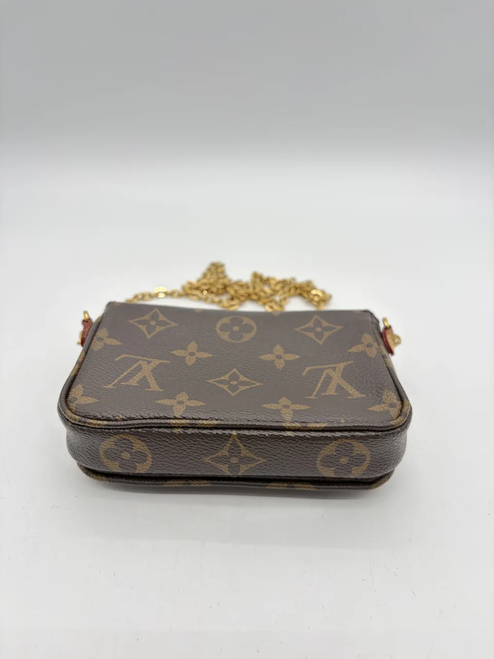 LV MONOGRAM MICRO METIS view 9