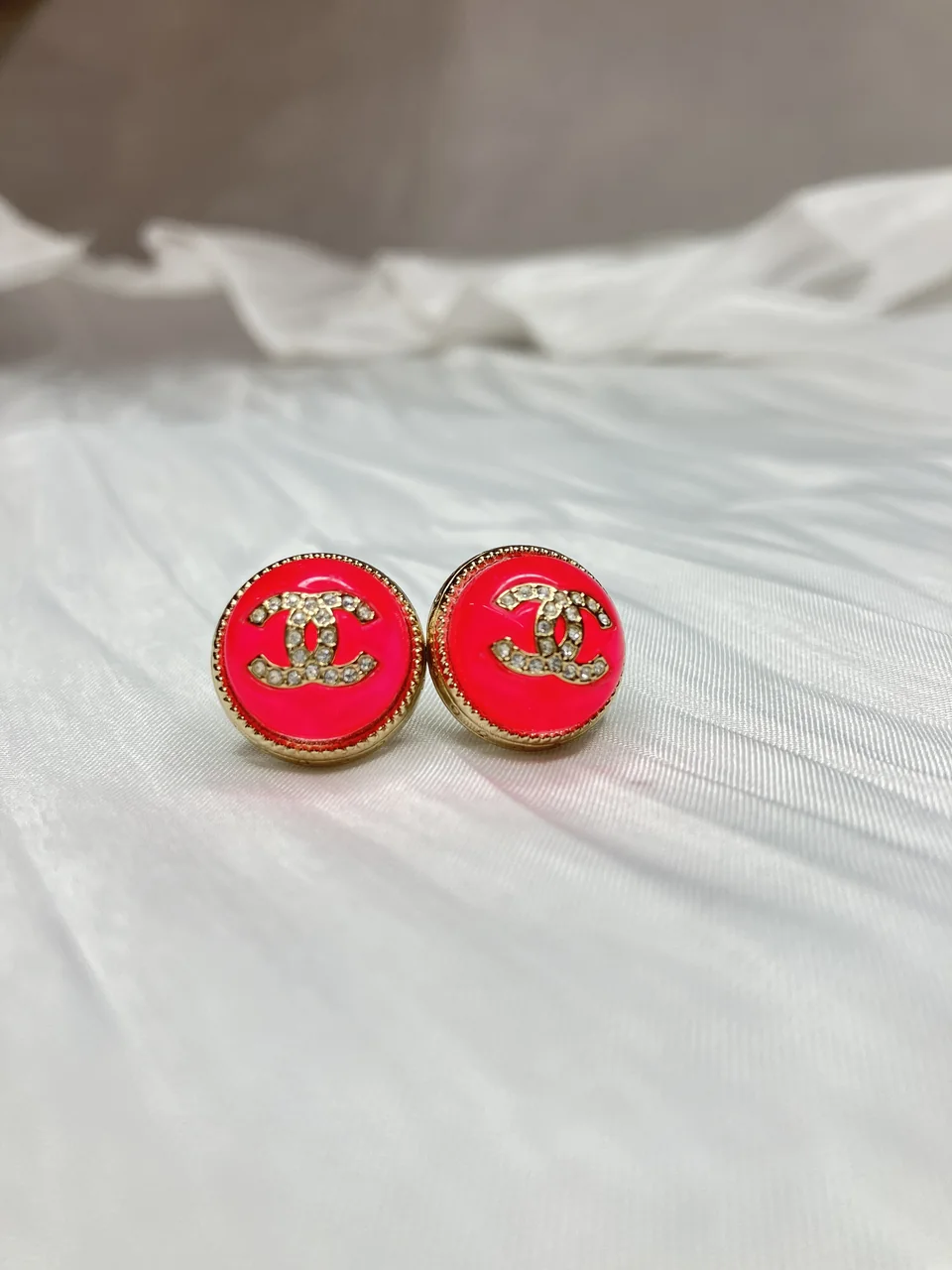 CHANEL EARRINGS (PINK) view 4