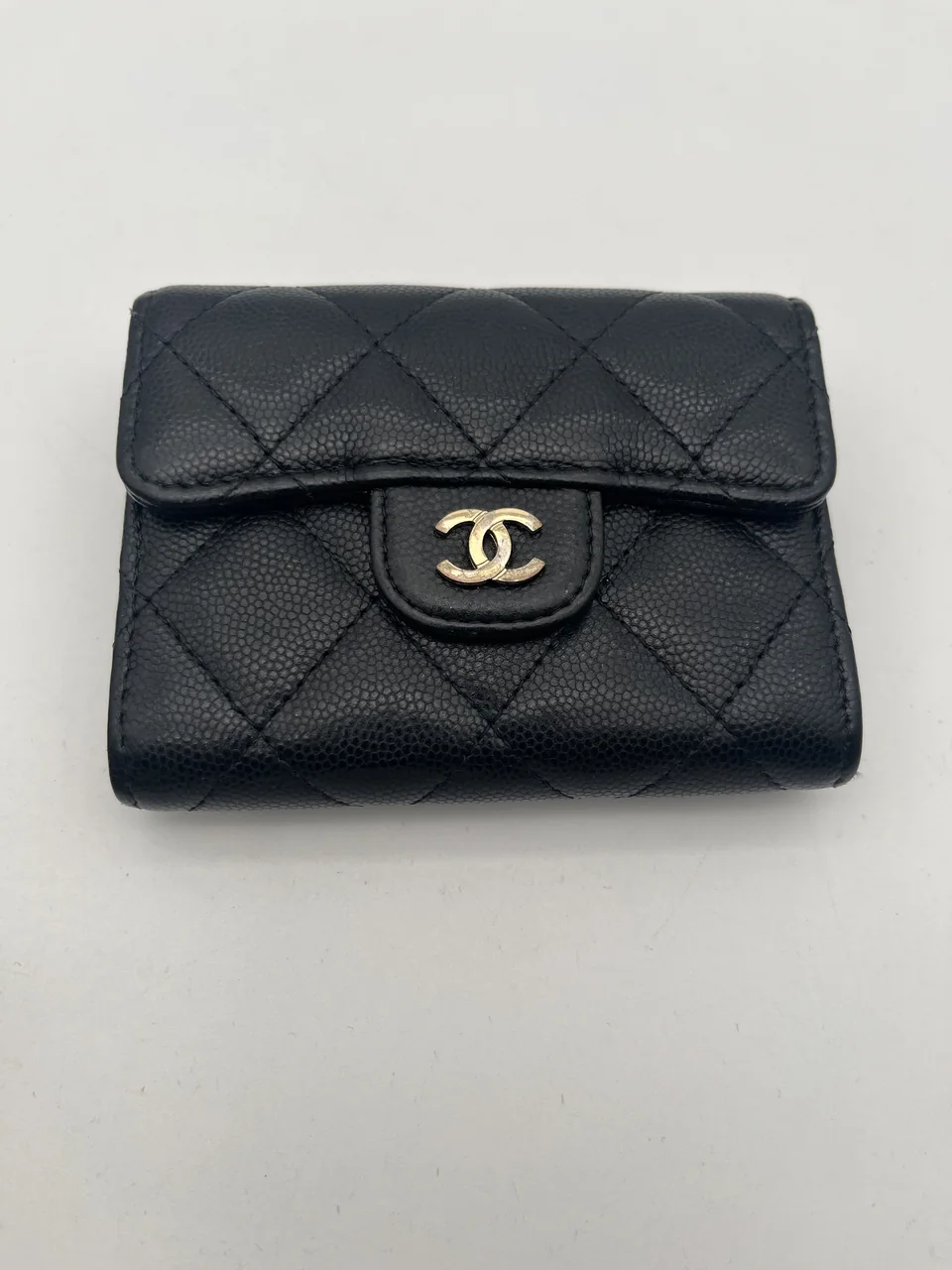 CHANEL CAVIAR CARD CASE