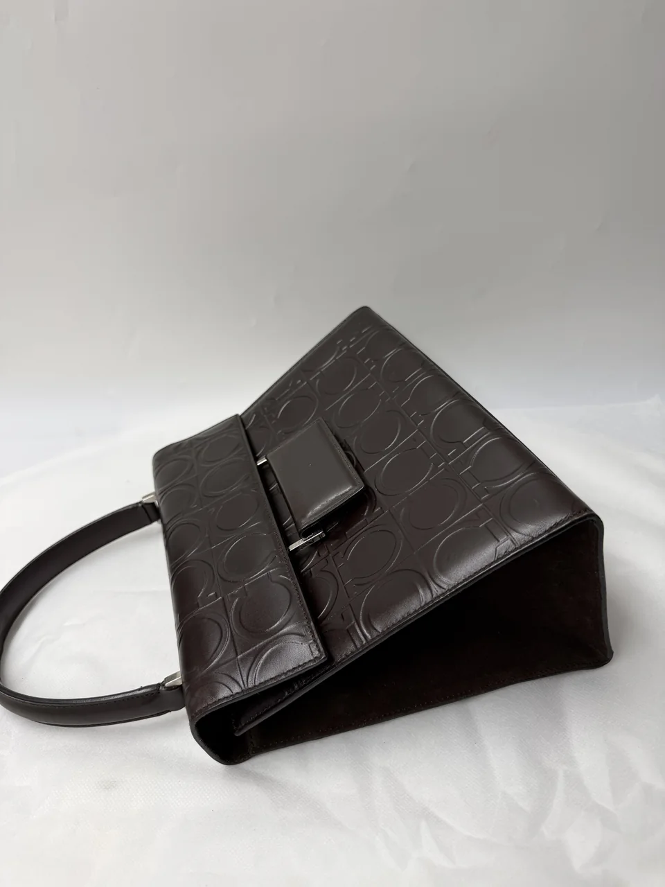 SALVATORE FERRAGAMO HANDBAG (ESPRESSO) view 14