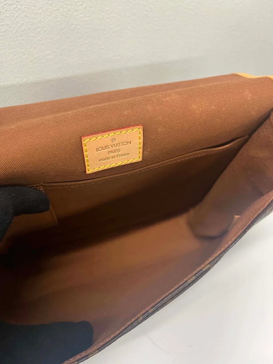 LV MONOGRAM MESSENGER BOSPHORE view 4