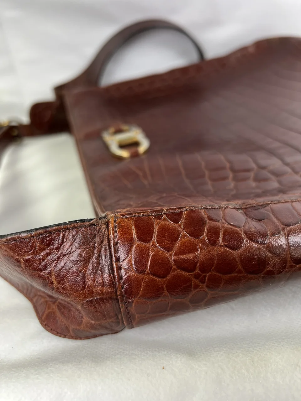 SALVATORE FERRAGAMO SHOULDER BAG view 6