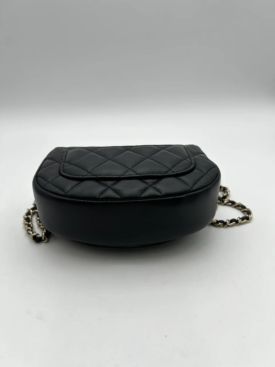 CHANEL LAMB SKIN MATELASSE CHAIN SHOULDER BAG view 4
