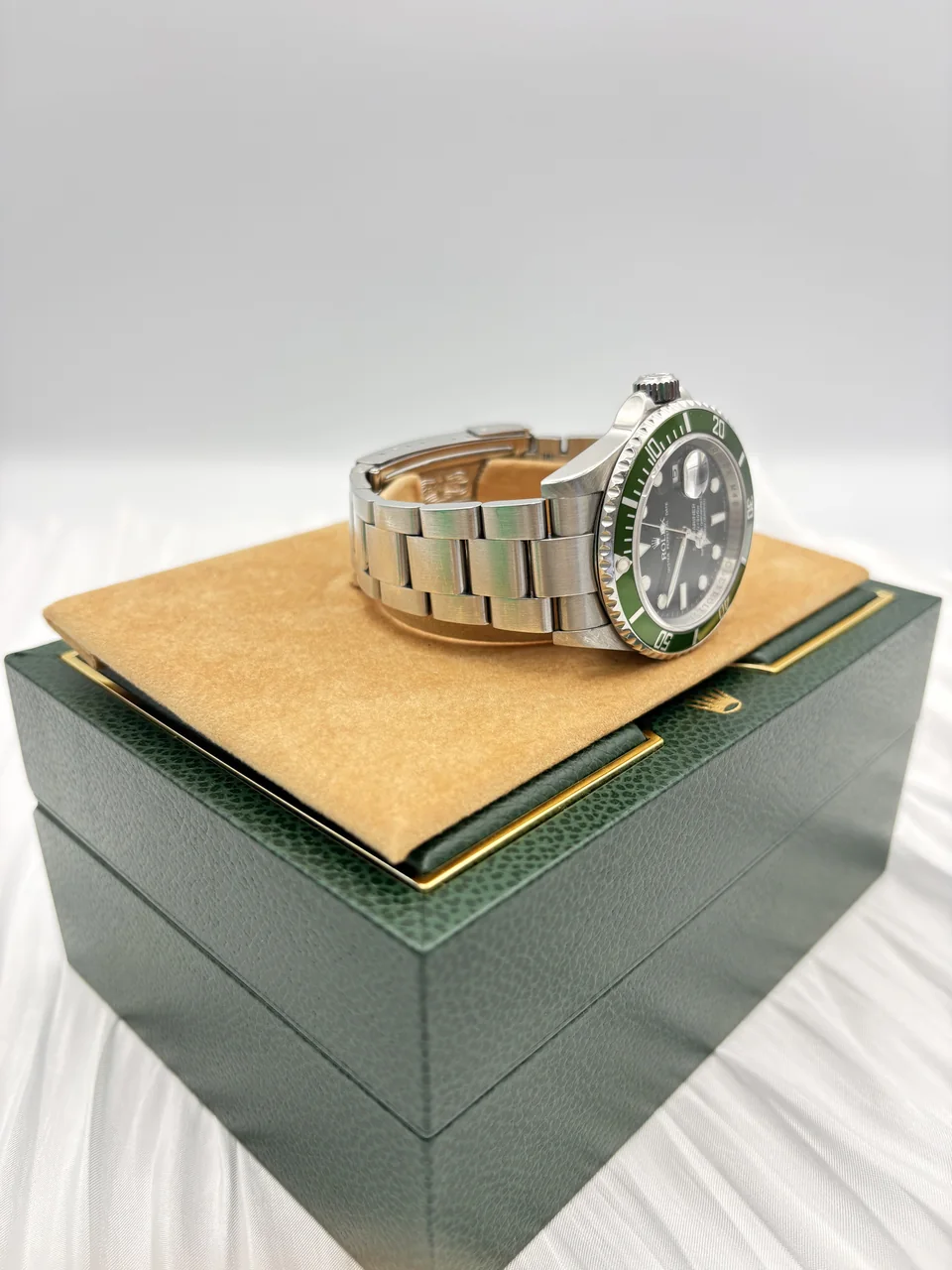 ROLEX SUBMARINER DATE 16610T view 4