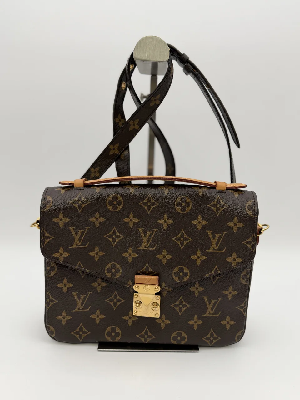 LV MONOGRAM BAG