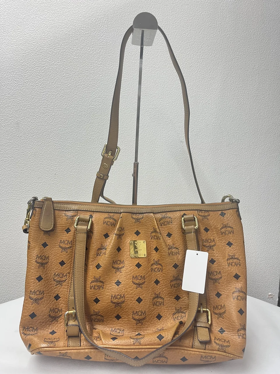 MCM VICETOS TWO-WAY TOTE BAG (CAMEL)