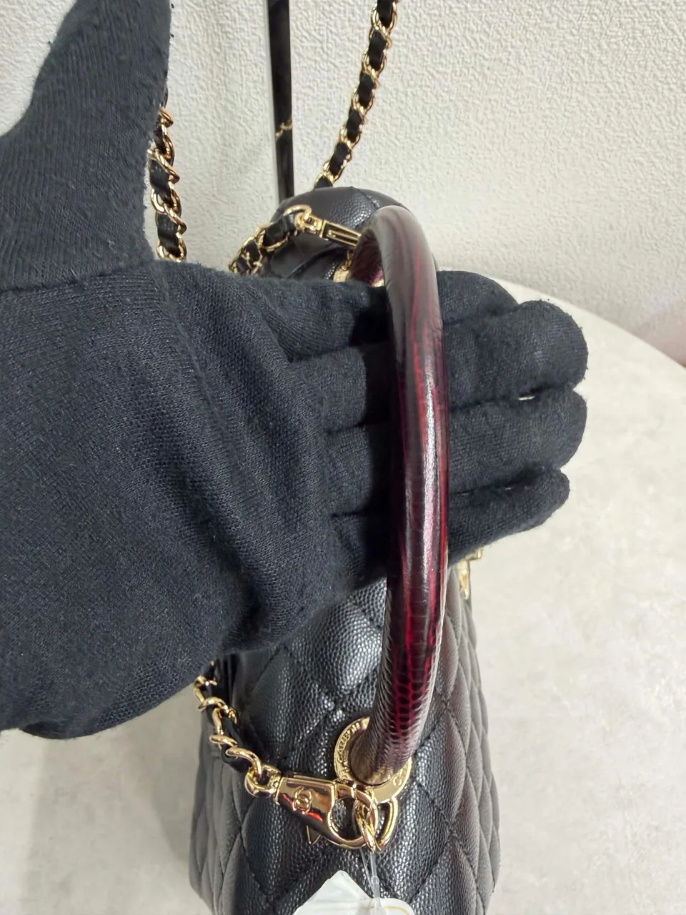 CHANEL CAVIAR TWO-WAY BAG (30 SERIAL CODE) view 5