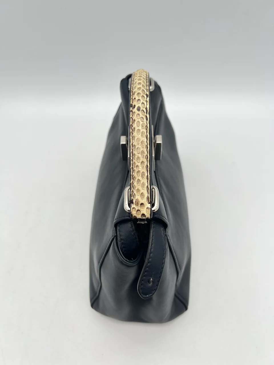 FENDI PEEK-A-BOO MINI (BLACK) view 8