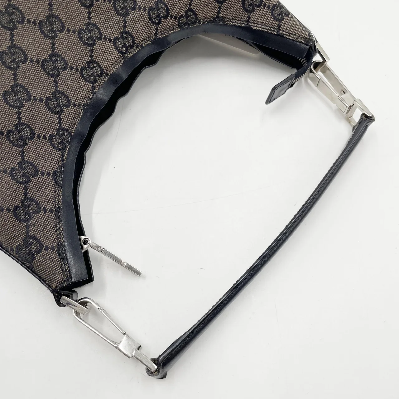 GUCCI GG CANVAS HANDBAG view 6