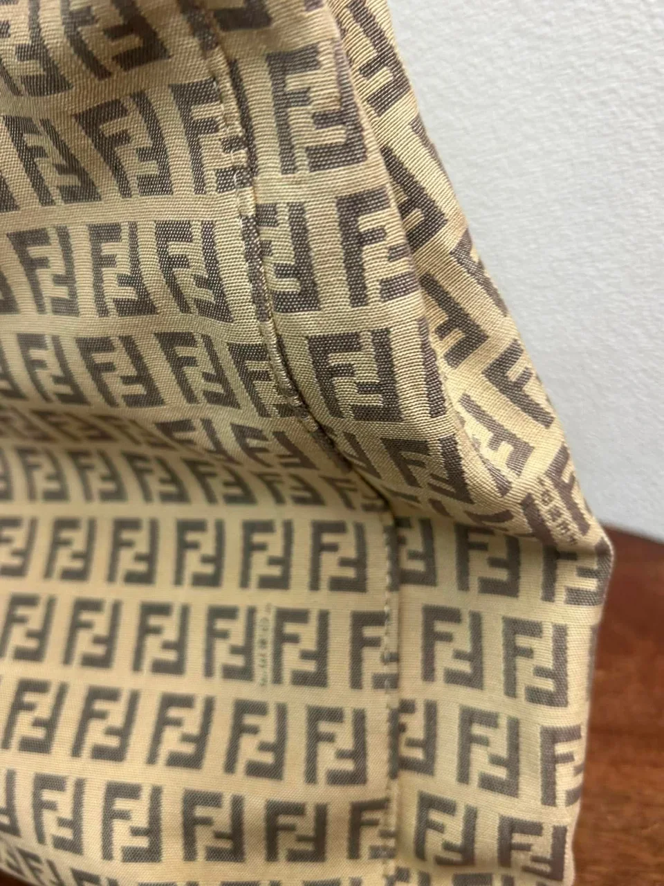 FENDI ZUCCHINO HANDBAG (BEIGE) view 5