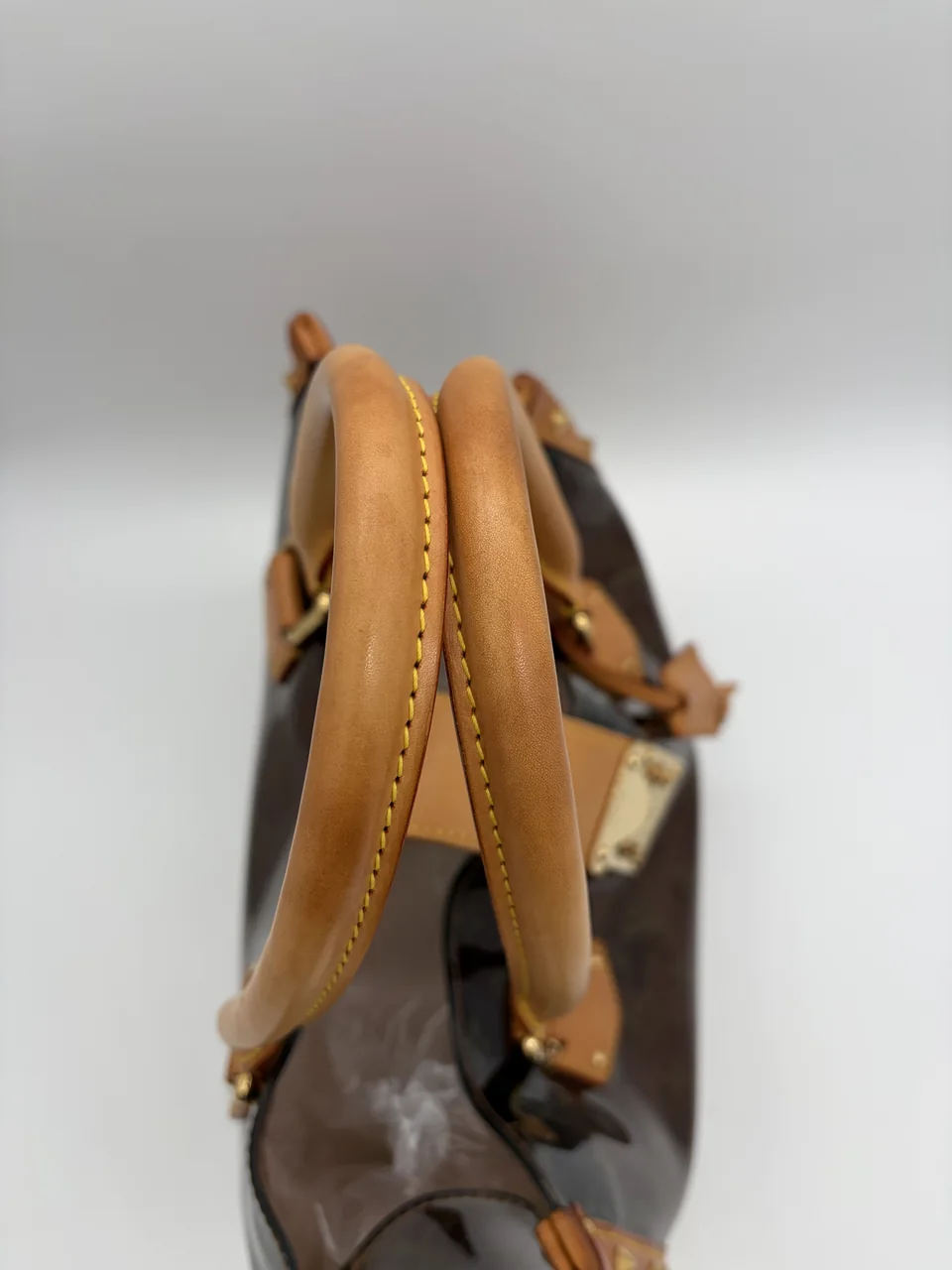 LV BAG view 5