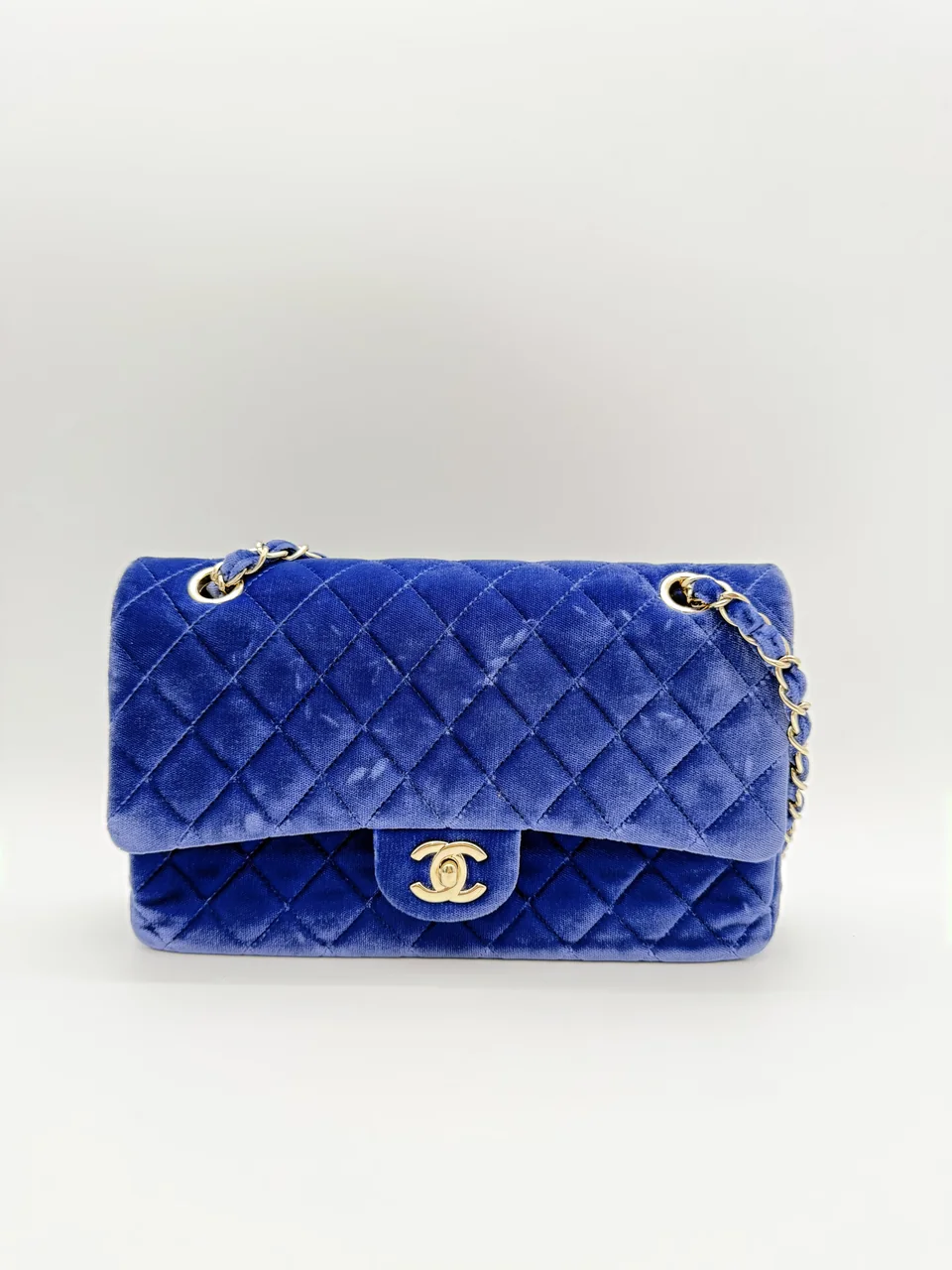 CHANEL MATELASSE 25 DOUBLE FLAP view 3