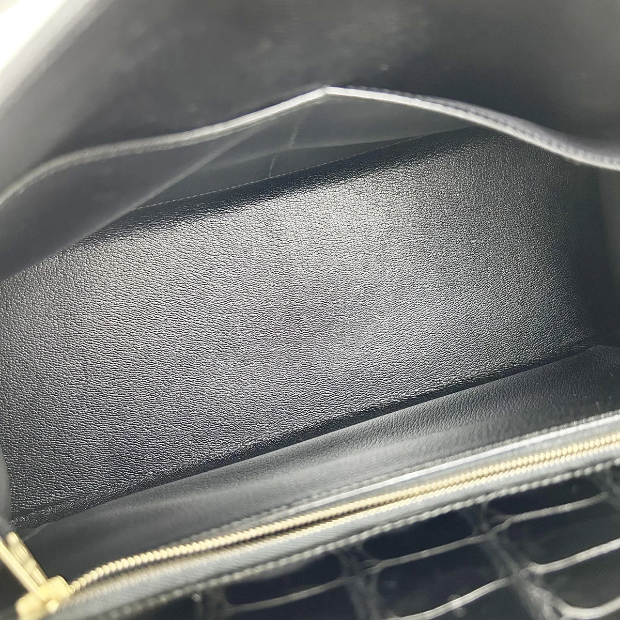 HERMES KELLY 32 (POROSUS, BLACK, ○W STAMP) view 5