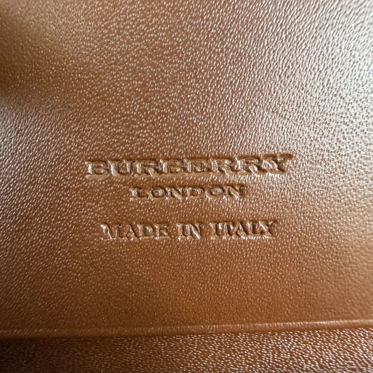 BURBERRY SHOULDER WALLET view 10