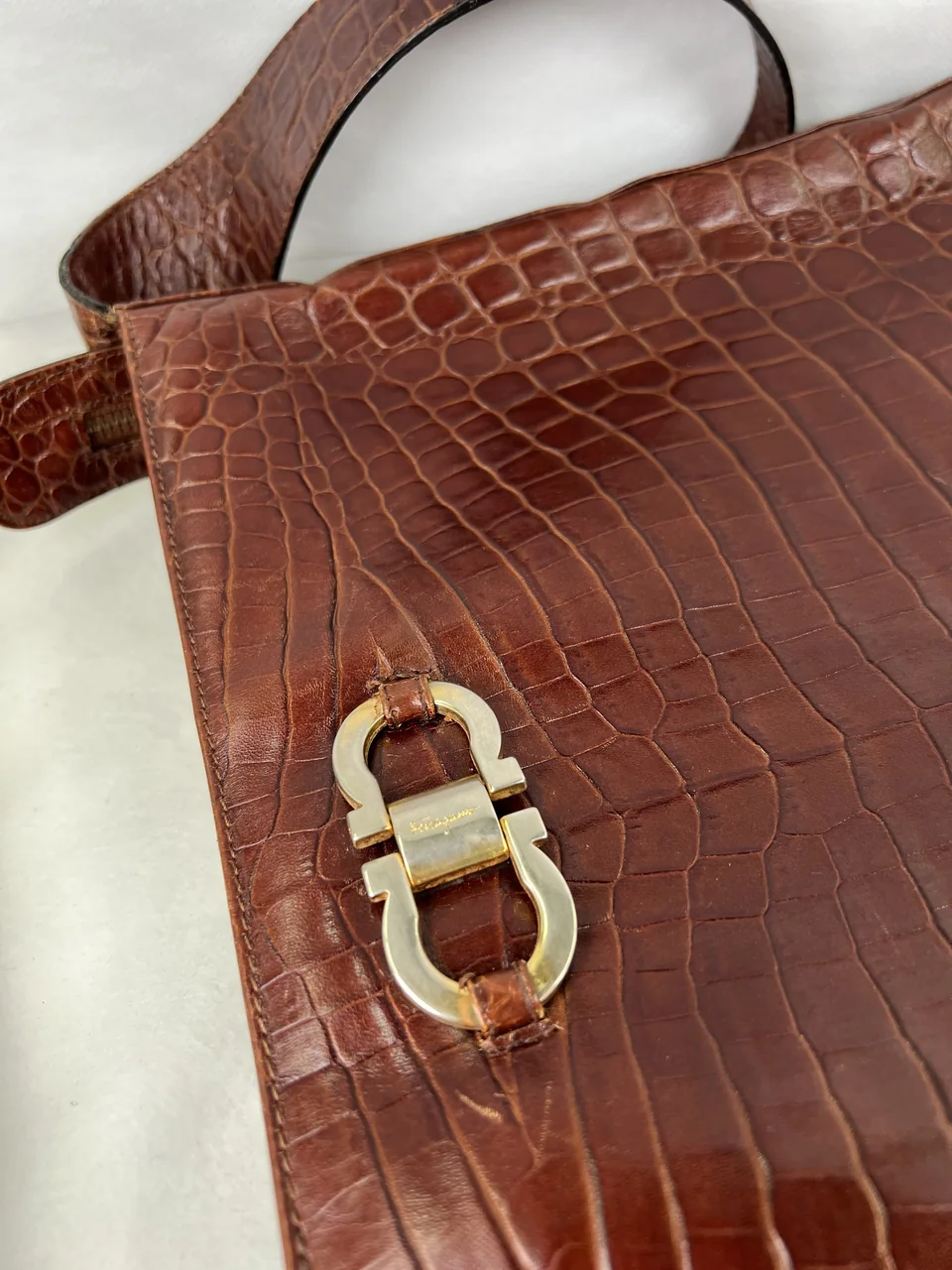 SALVATORE FERRAGAMO SHOULDER BAG view 7