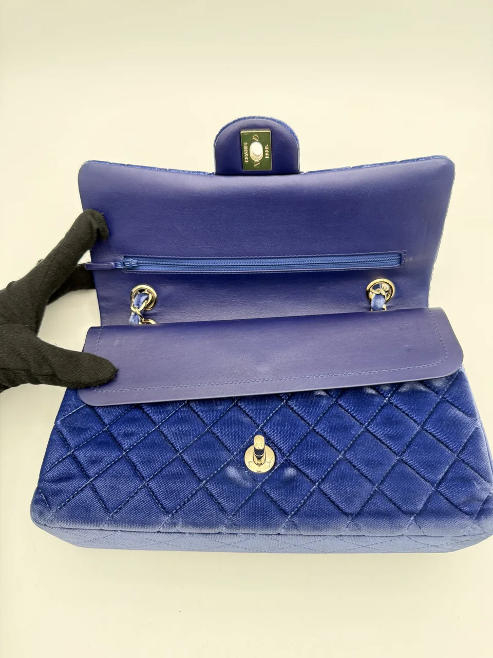 CHANEL MATELASSE 25 DOUBLE FLAP view 14
