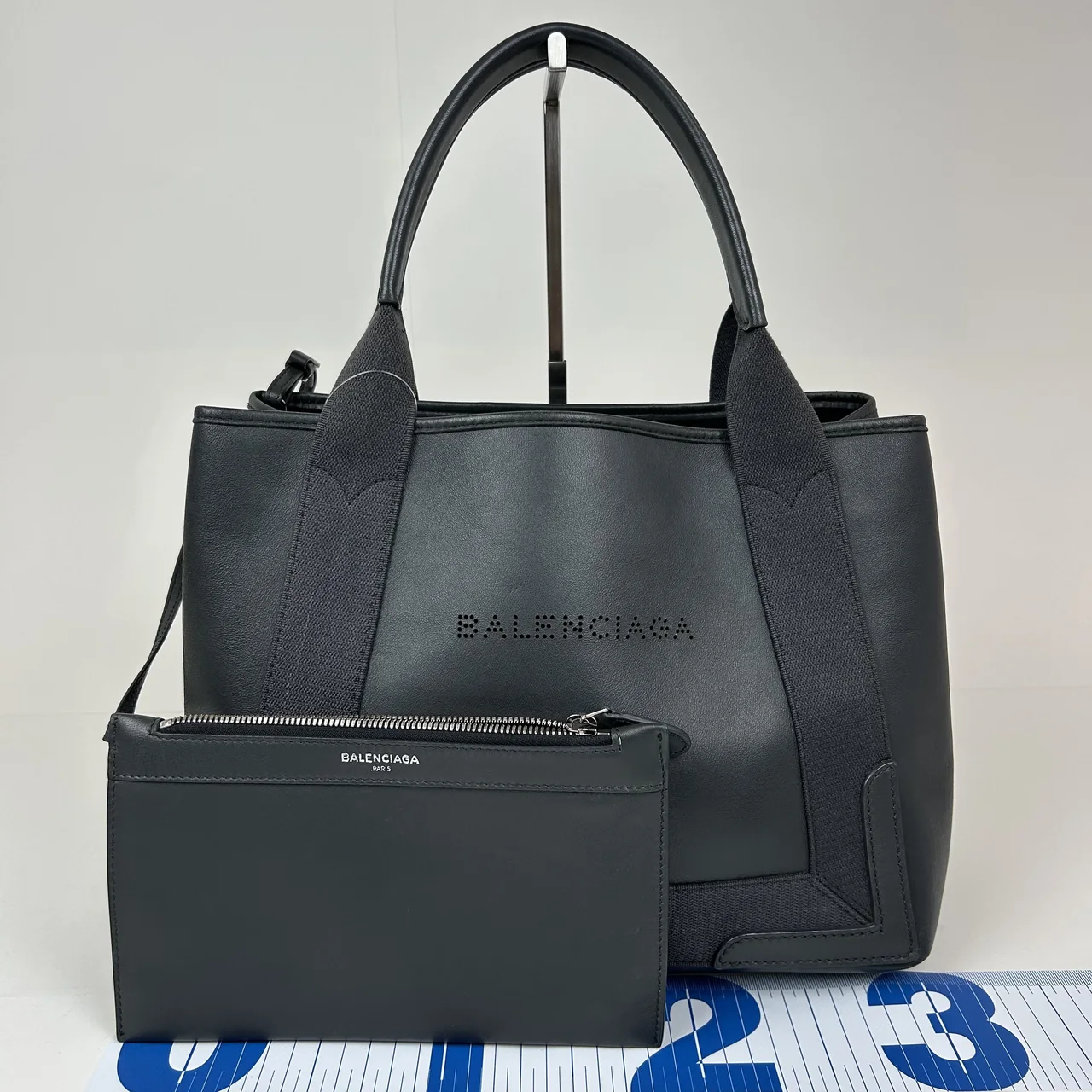 BALENCIAGA NAVY CABAS S (GRAY)