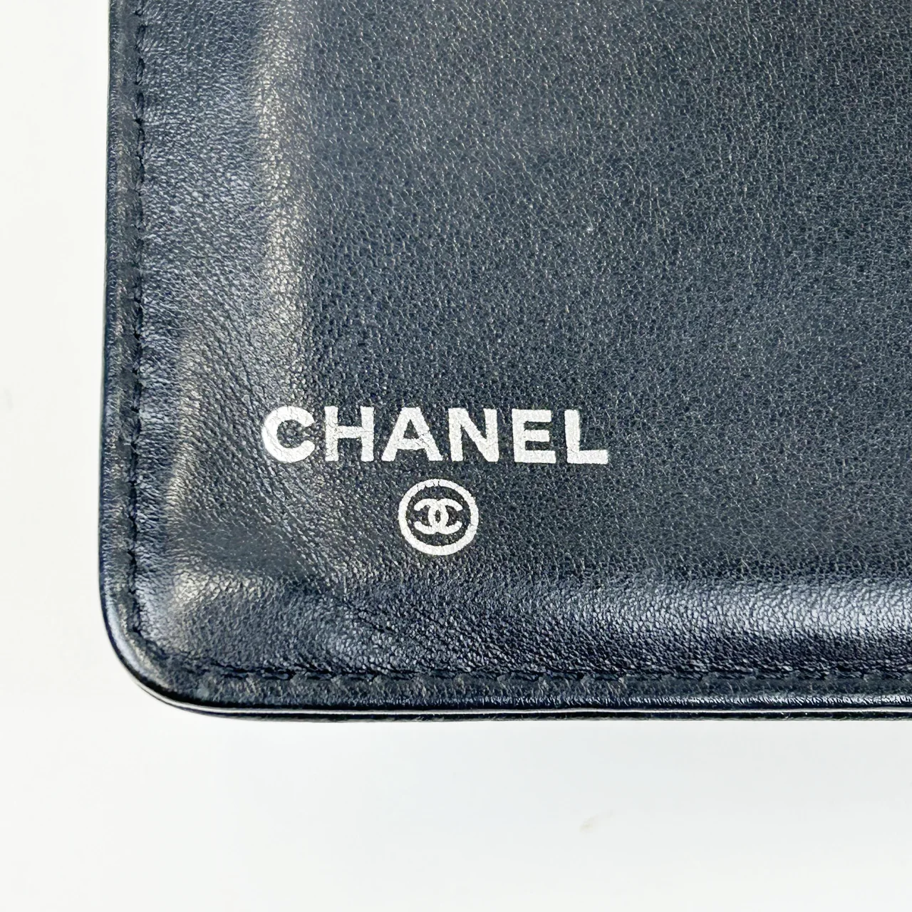 CHANEL CAVIAR BIFOLD WALLET view 8
