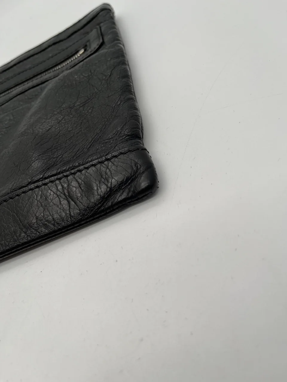 BALENCIAGA CLASSIC CLUTCH BAG hover
