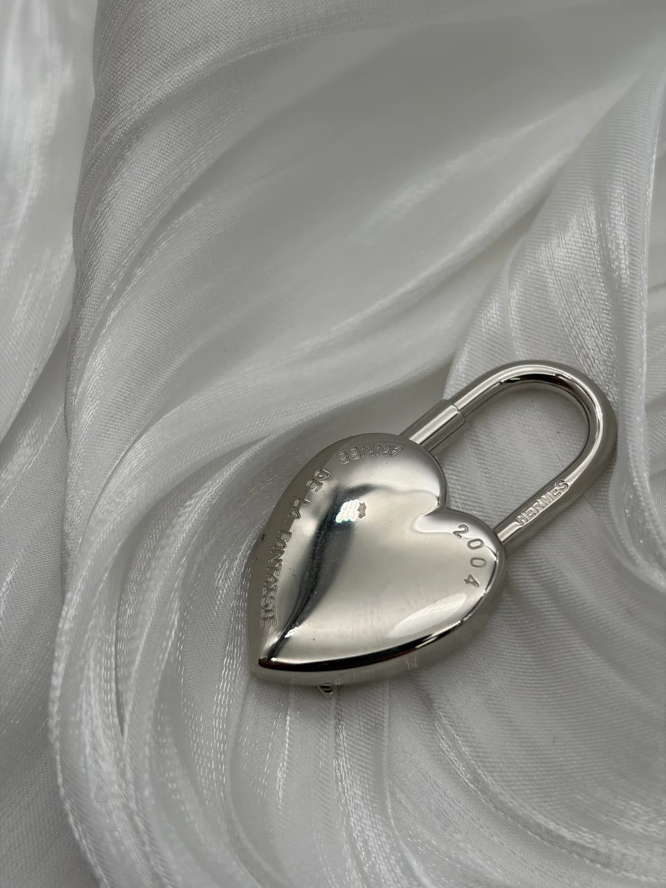 HERMES CADENA view 4