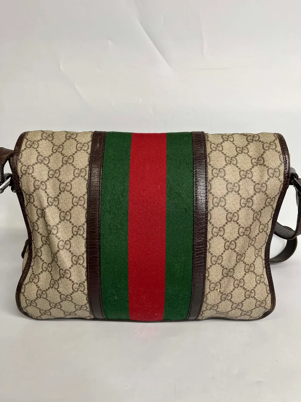 GUCCI GG SUPREME SHOULDER BAG hover
