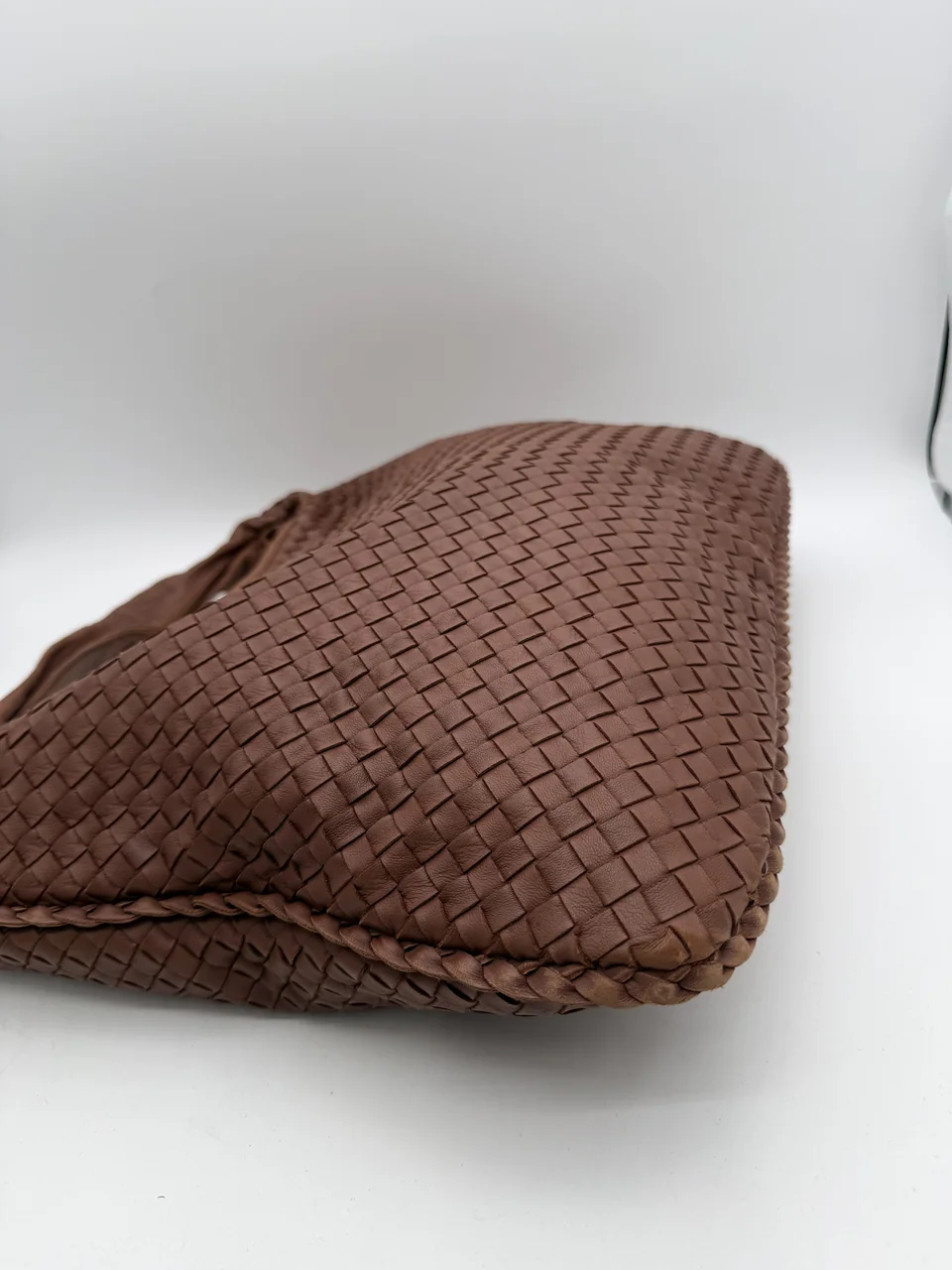 BOTTEGA VENETA INTRECCIARTO HOBO (BROWN) view 10