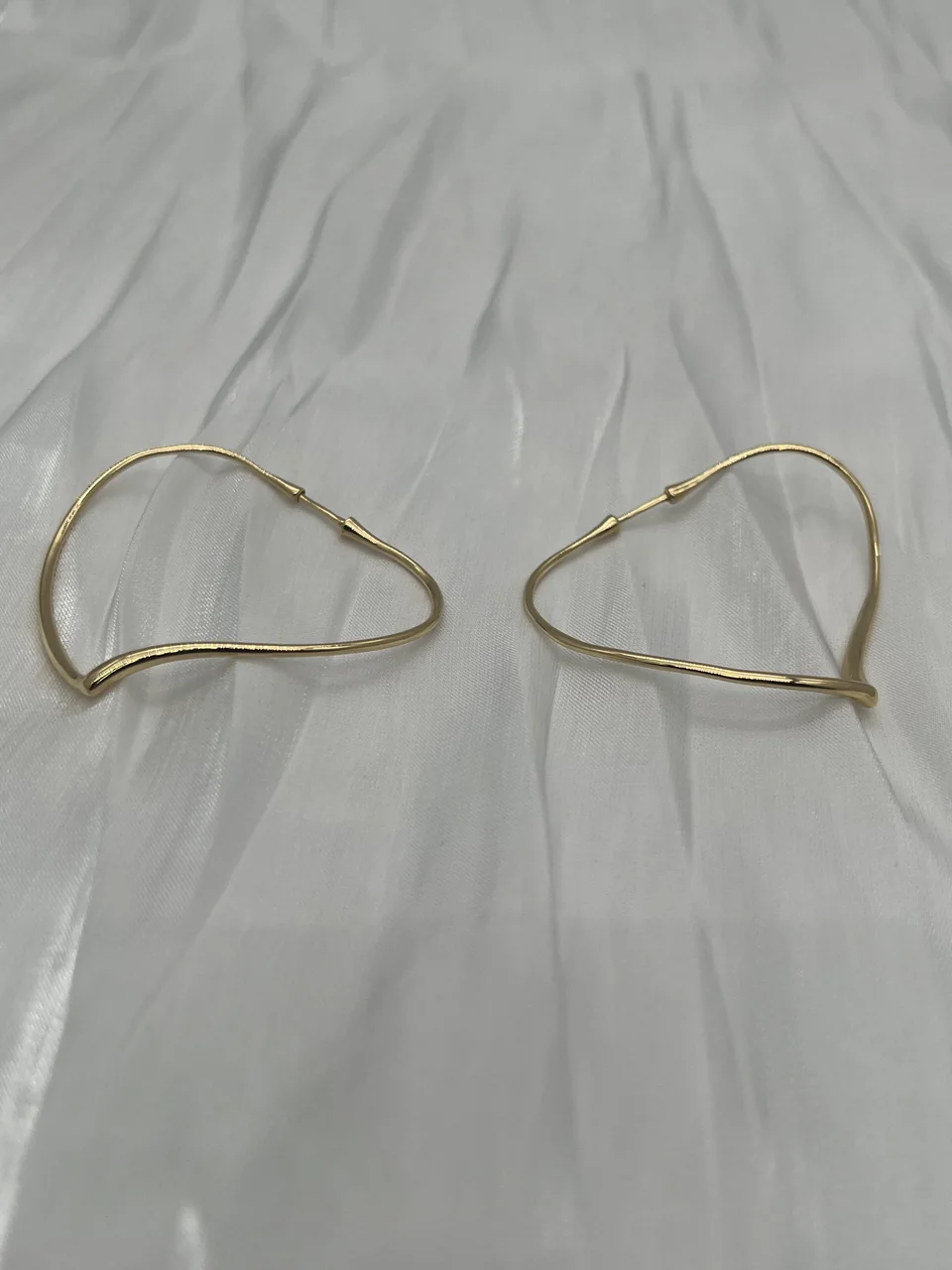 K18YG TIFFANY&CO. OPEN HEART EARRINGS 7.4G view 3