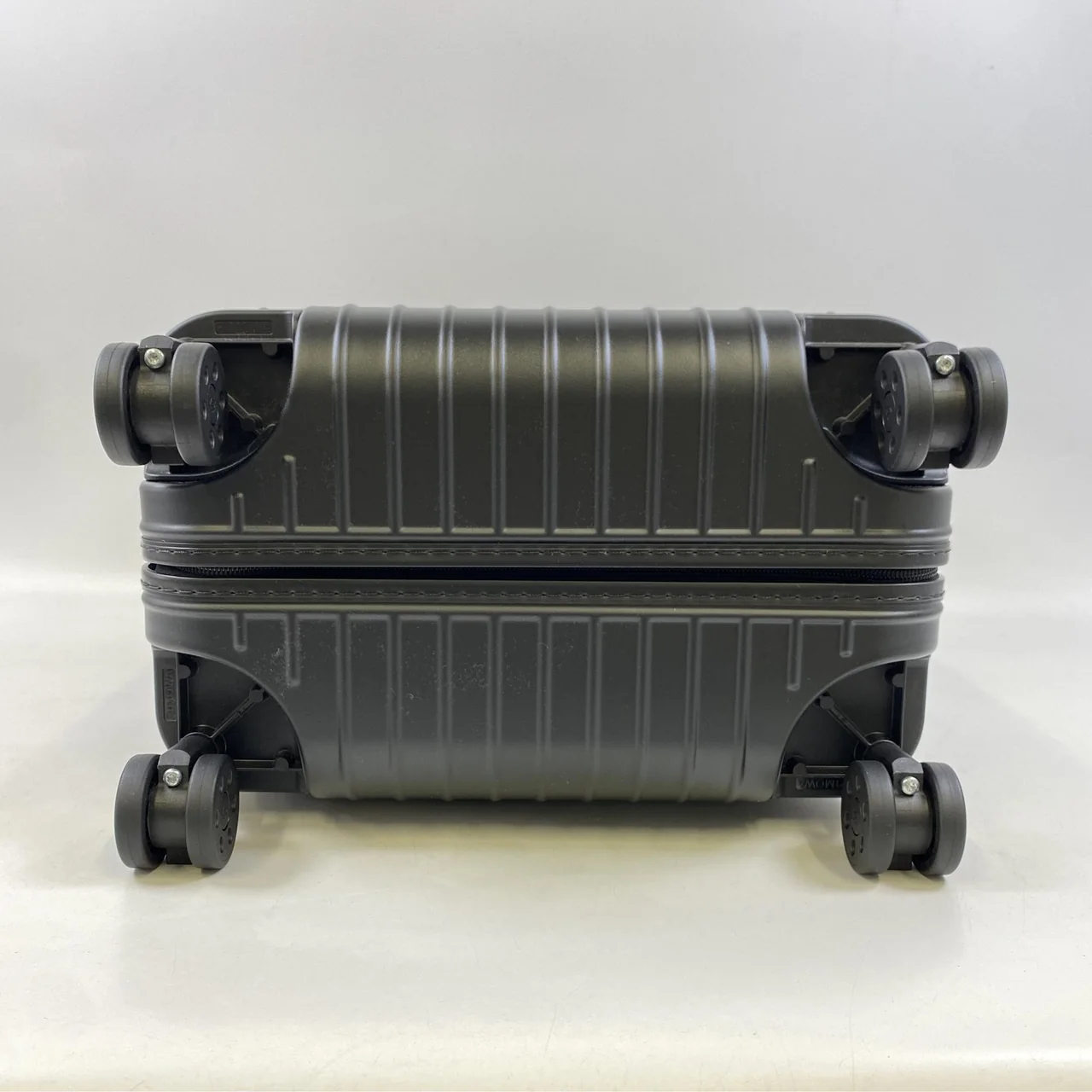 RIMOWA ESSENTIAL CABIN (BLACK) view 11