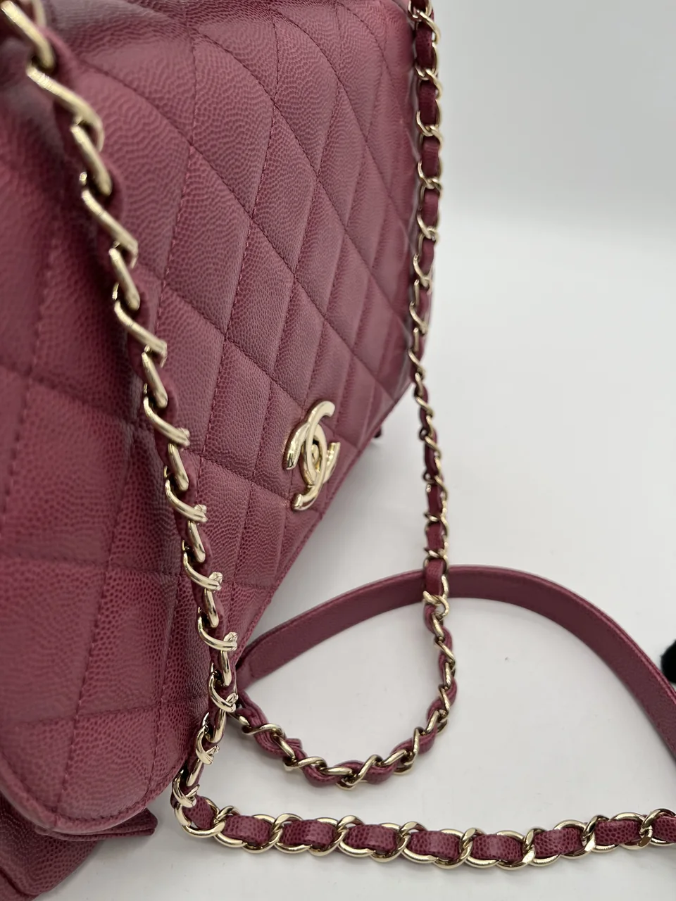 CHANEL CHAIN SHOULDER BAG view 10