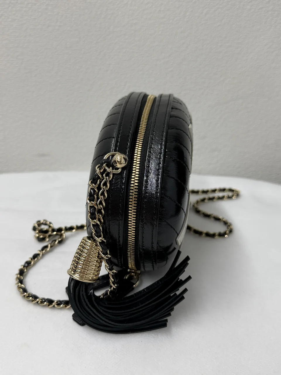 CHANEL LA PAUSA CHAIN SHOULDER BAG (26 SERIAL CODE) view 7