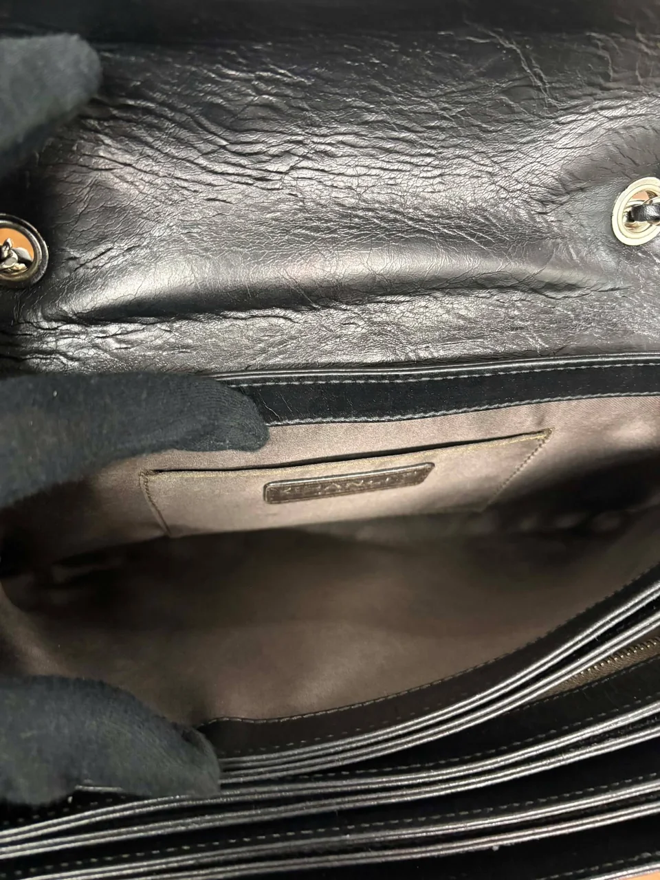 CHANEL SHOULDER BAG (16 SERIAL CODE) view 8