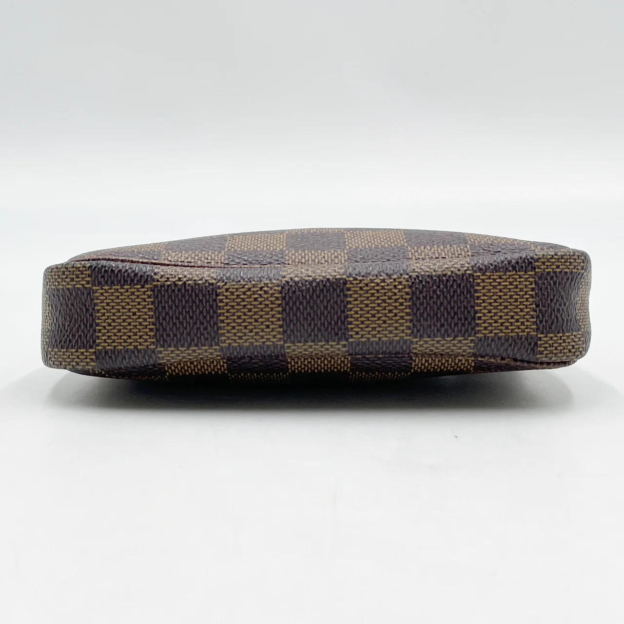 LV DAMIER MINI POCHETTE ACCESOIRE view 4
