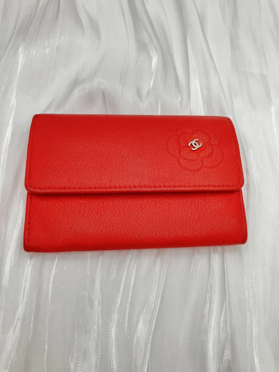 CHANEL CAMELLIA CARD CASE view 5