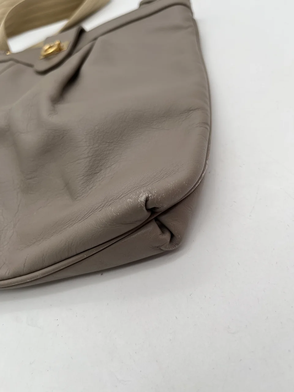 SALVATORE FERRAGAMO SHOULDER BAG view 3
