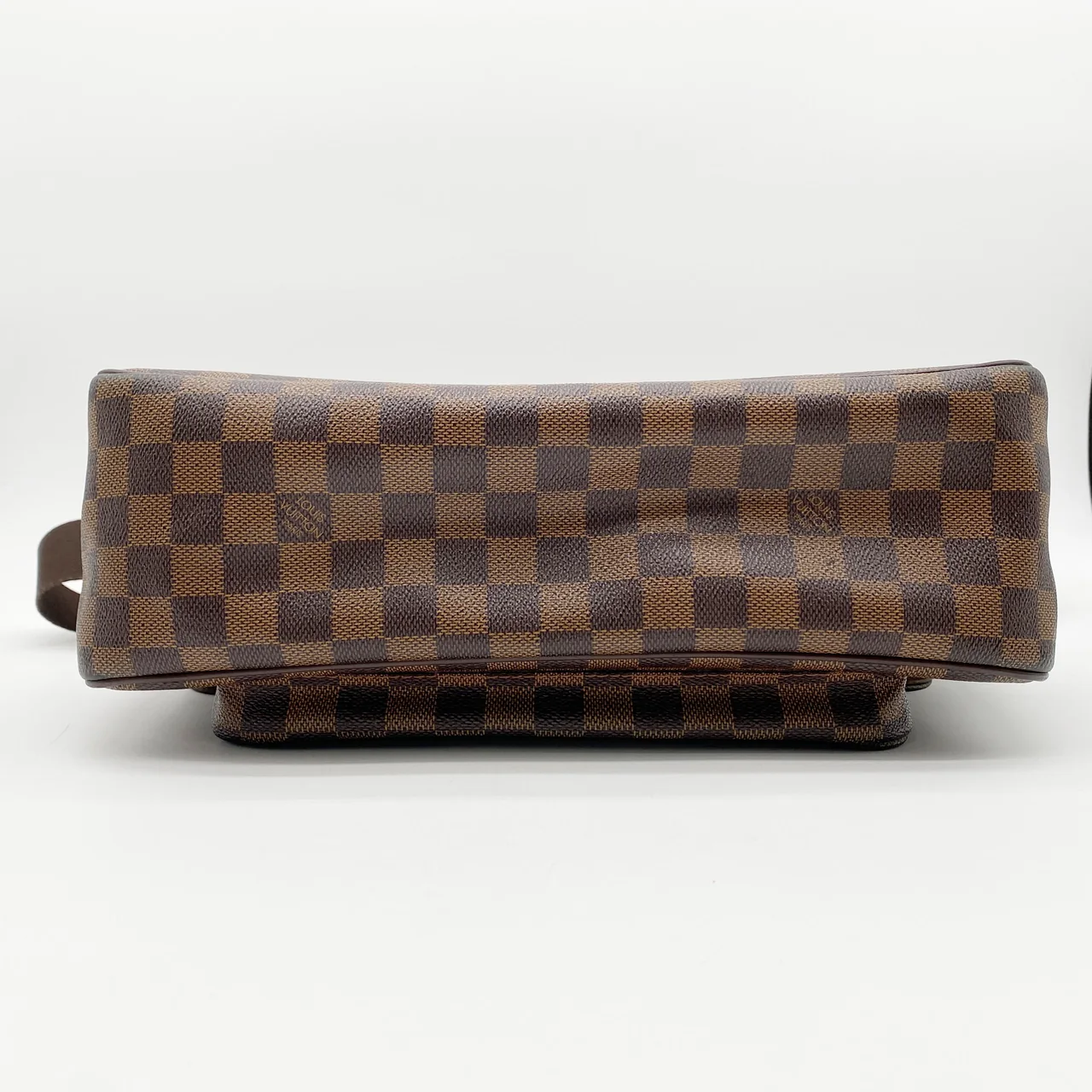 LV DAMIER MESSENGER MELVILLE view 3