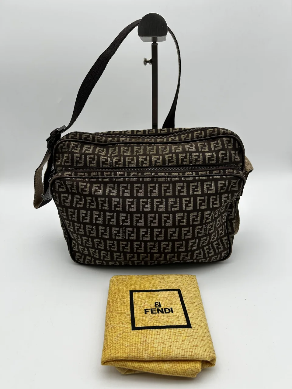 FENDI ZUCCHINO SHOULDER BAG view 4