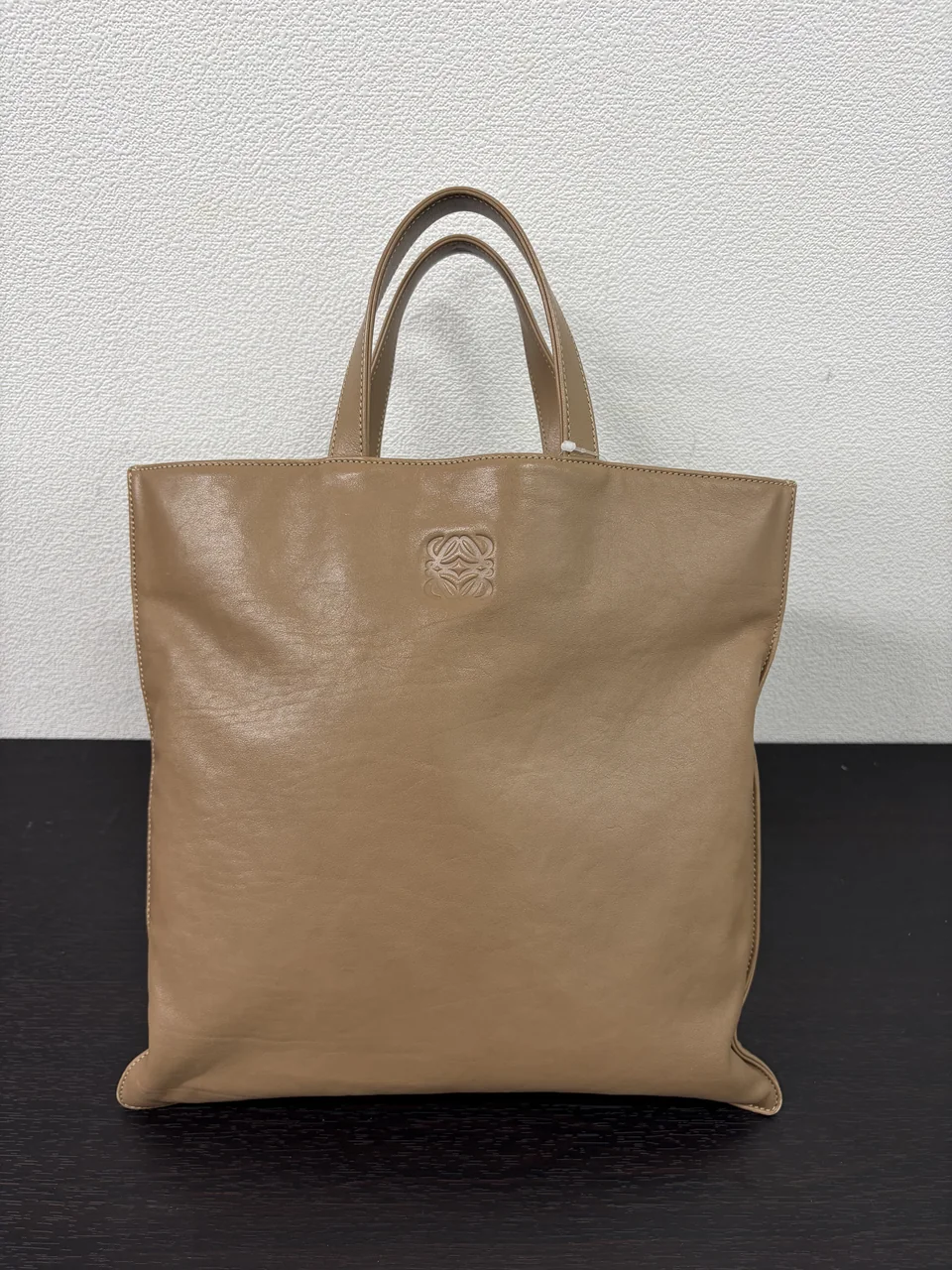 AD-16 61-4 Loewe Anagram Tote Bag
