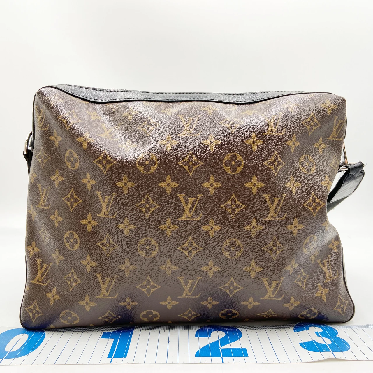 LV MCARTHUR TORRES