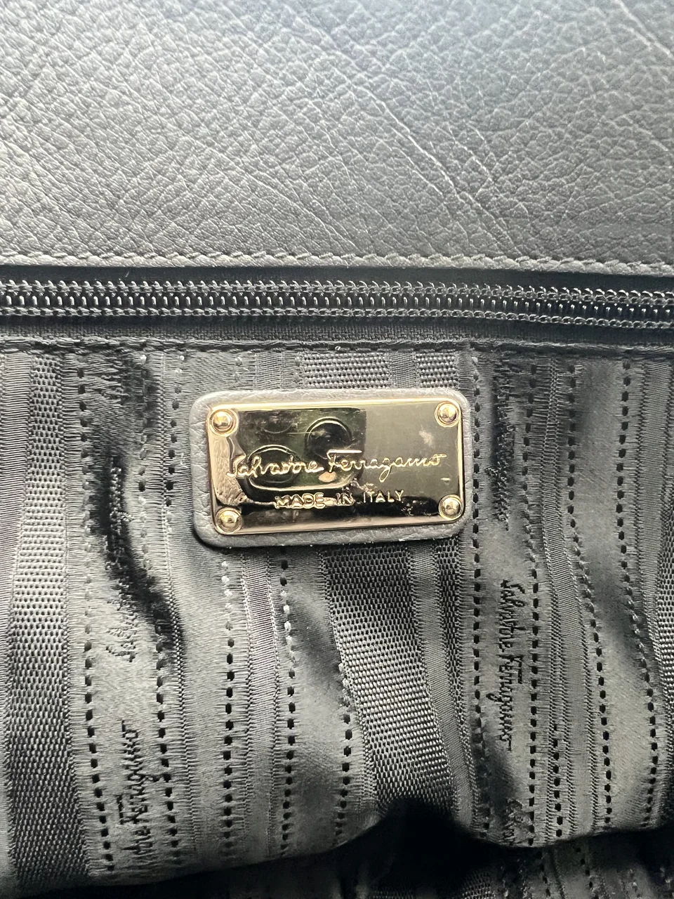 SALVATORE FERRAGAMO SHOULDER BAG view 6