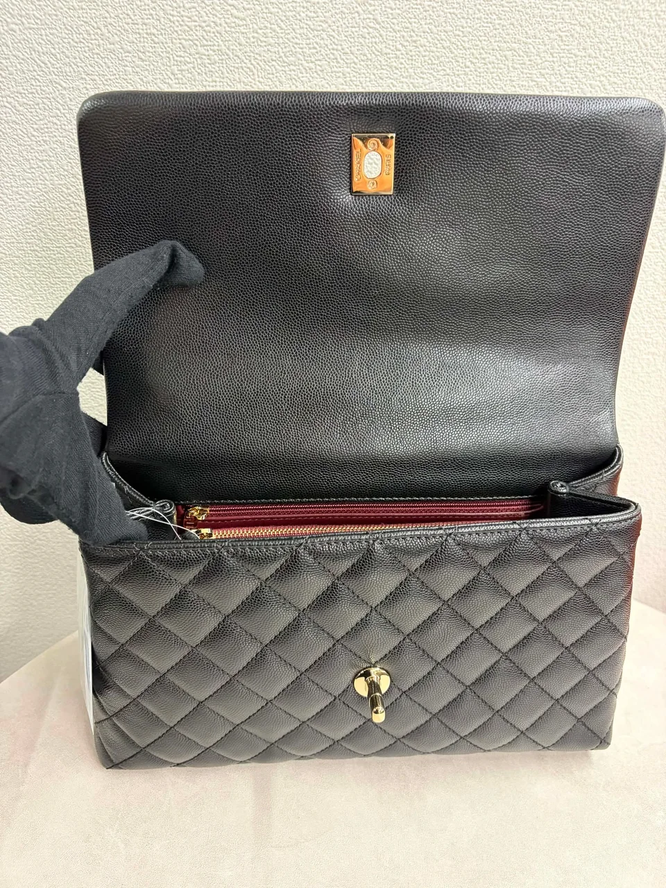 CHANEL CAVIAR TWO-WAY BAG (30 SERIAL CODE) view 12