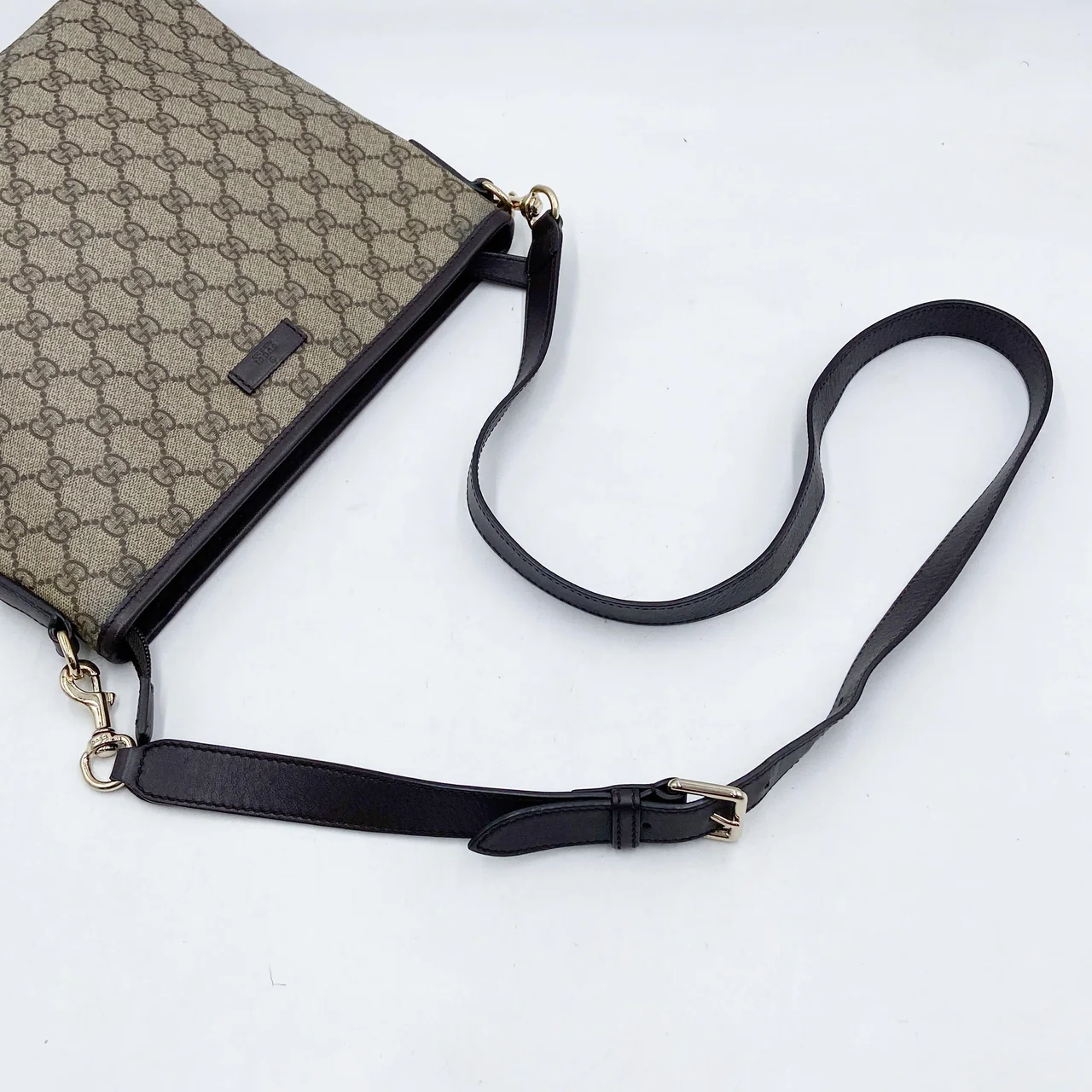 GUCCI GG SUPREME SHOULDER BAG view 7