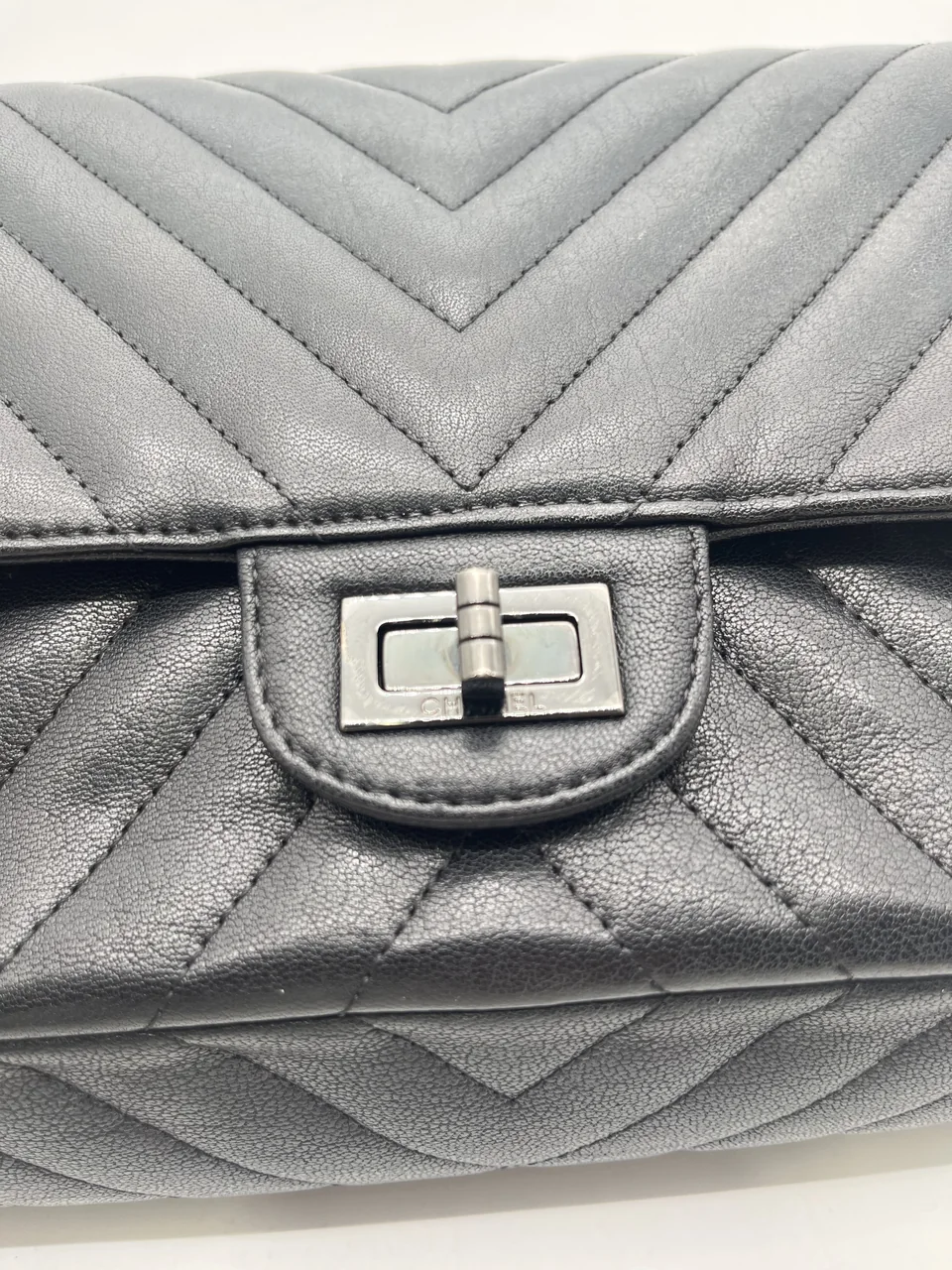 CHANEL CHEVRON 2.55 DOUBLE FLAP view 8