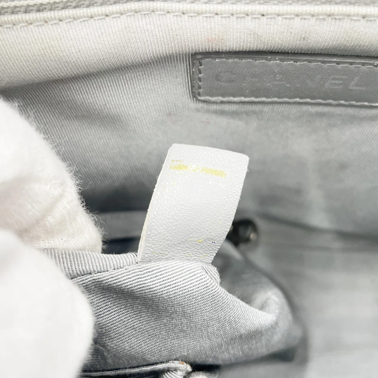 CHANEL LAMB SKIN LE BOY (17 SERIAL CODE) view 14