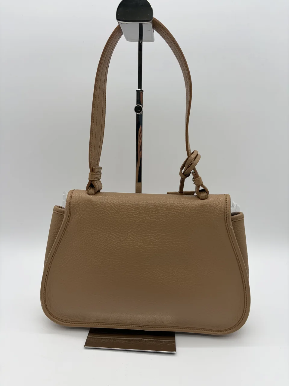 SALVATORE FERRAGAMO GANCINI SHOULDER BAG hover