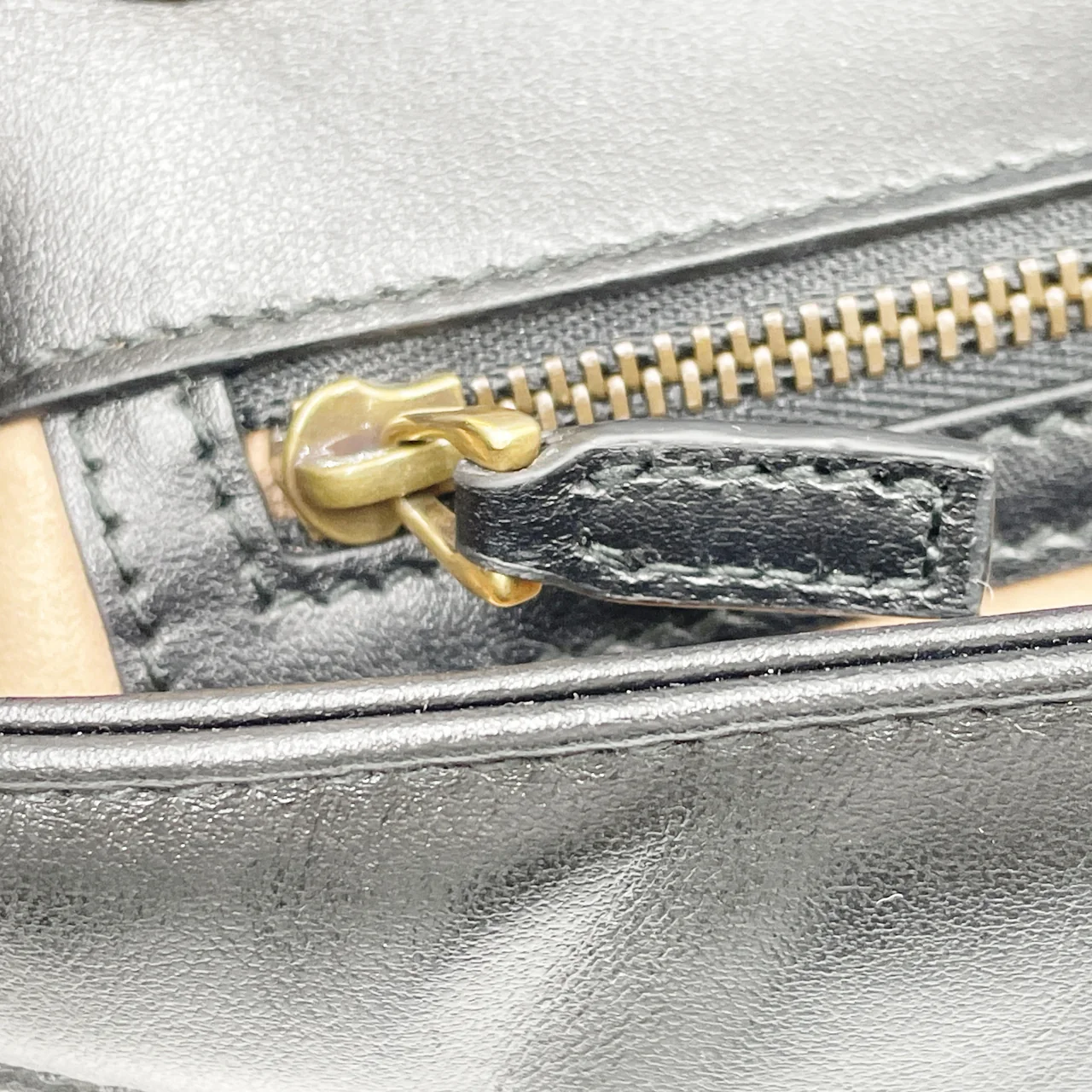 GUCCI GG MARMONT CHAIN SHOULDER BAG view 8
